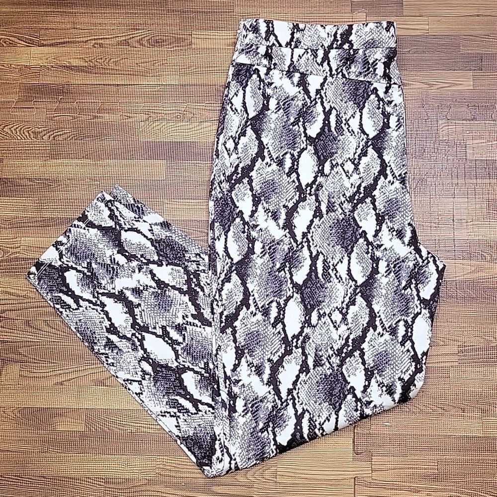 Vylette Snake Print Pants Size 17